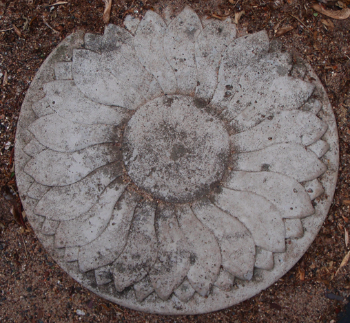 concrete sunflower paver stepping stone