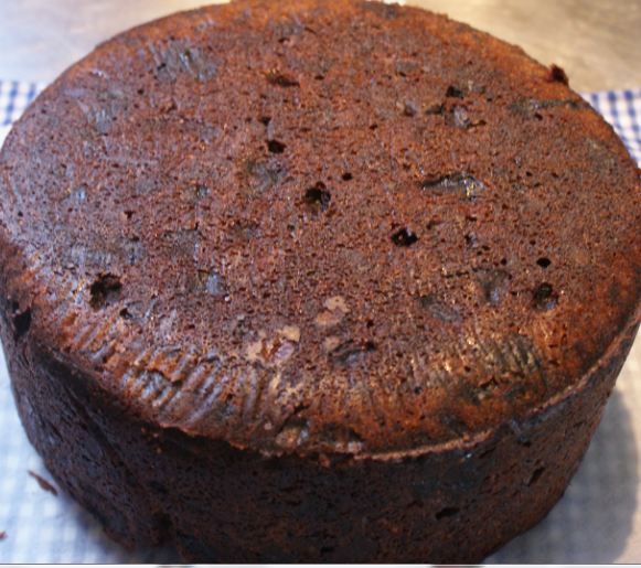 Chocolate Fig Christmas Cake The KitchenMaid