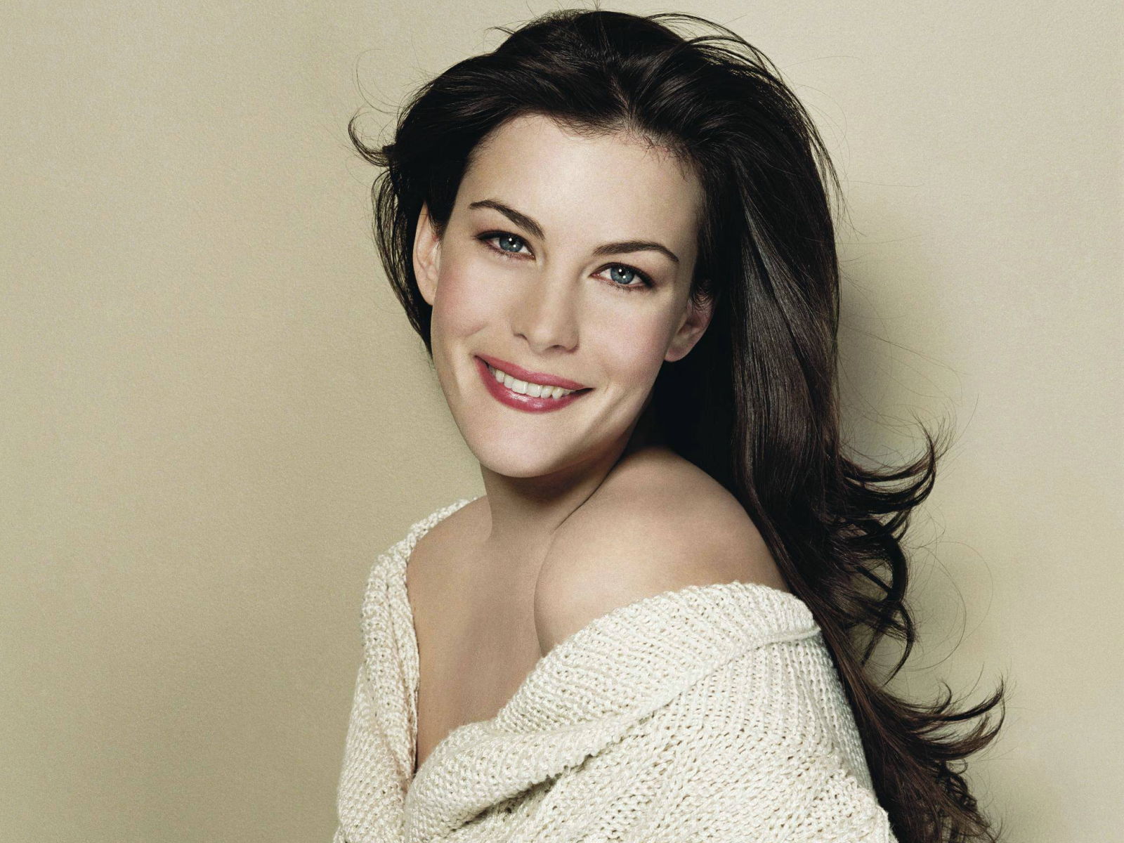 http://2.bp.blogspot.com/_nQA2E4uVCx0/S8Xsuu8MmII/AAAAAAAAA3c/pwCIiNxdD4g/s1600/Liv_Tyler_.jpg