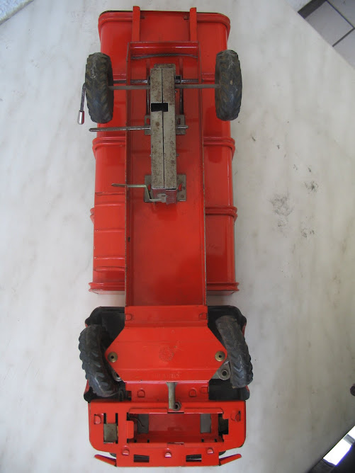 Camion Joustra Vue de dessous