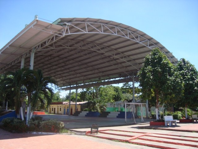 Parque Principal De Puerto Perales