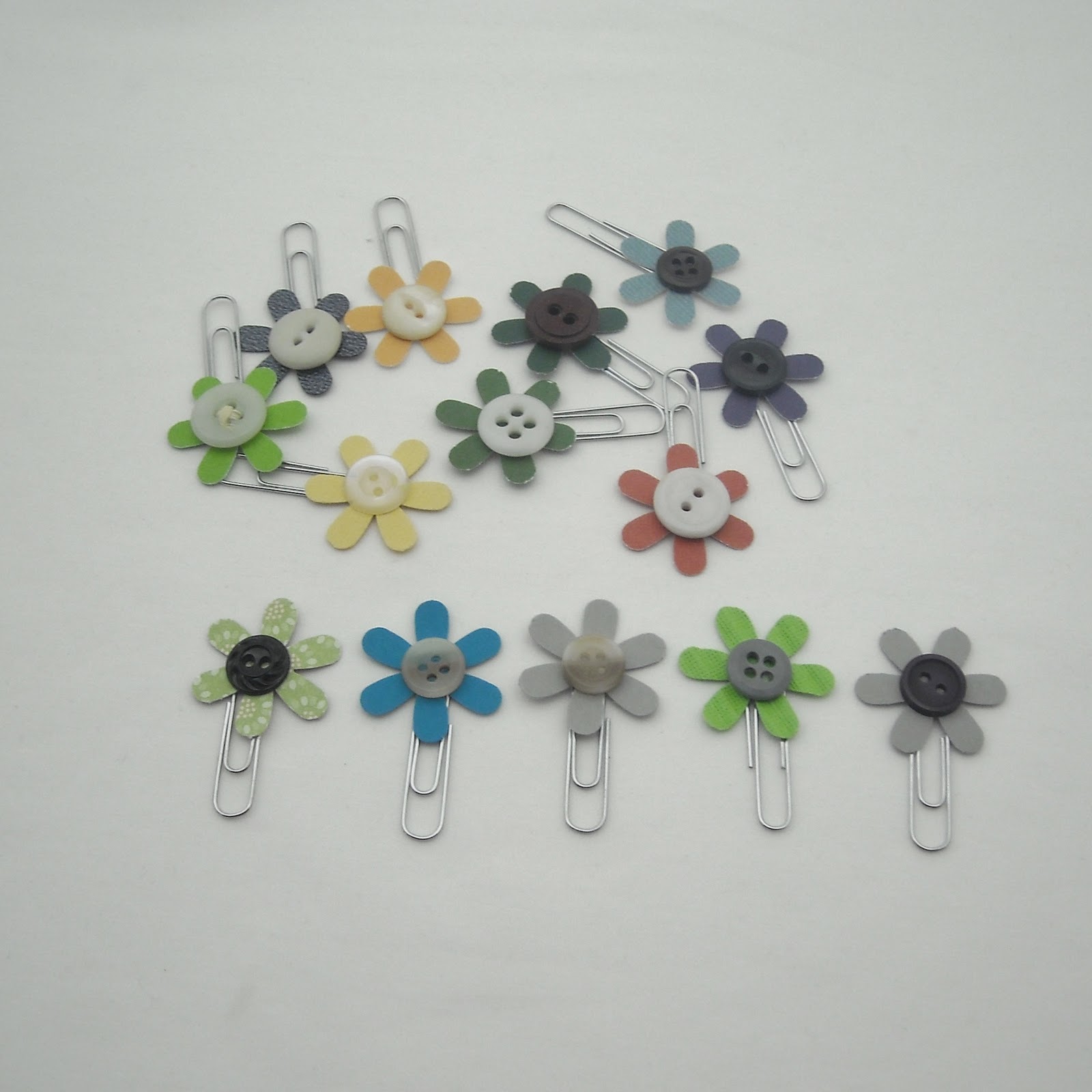 Fabric Fascination Recycled Paper Clips, Buttons, and Paper Scraps