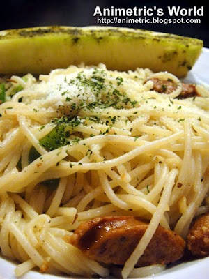 Penne with Sausage and Peppers at Flaming Wings, Katipunan