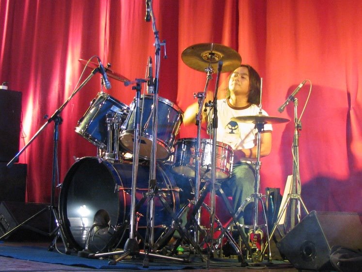 [Drummer.JPG]