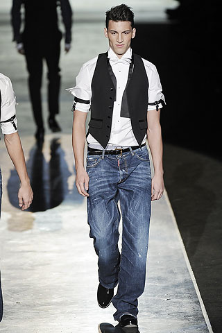 [DSquared2_FW09-2.jpg]