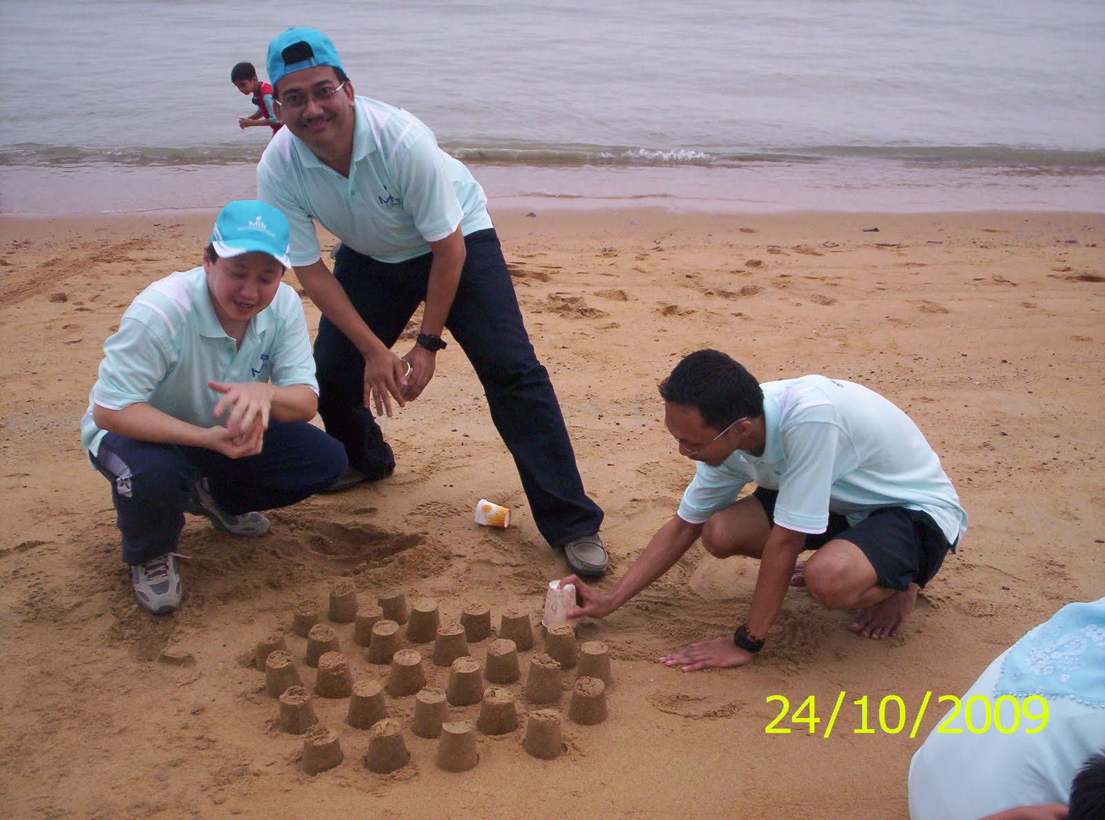 [100_4097.JPG]
