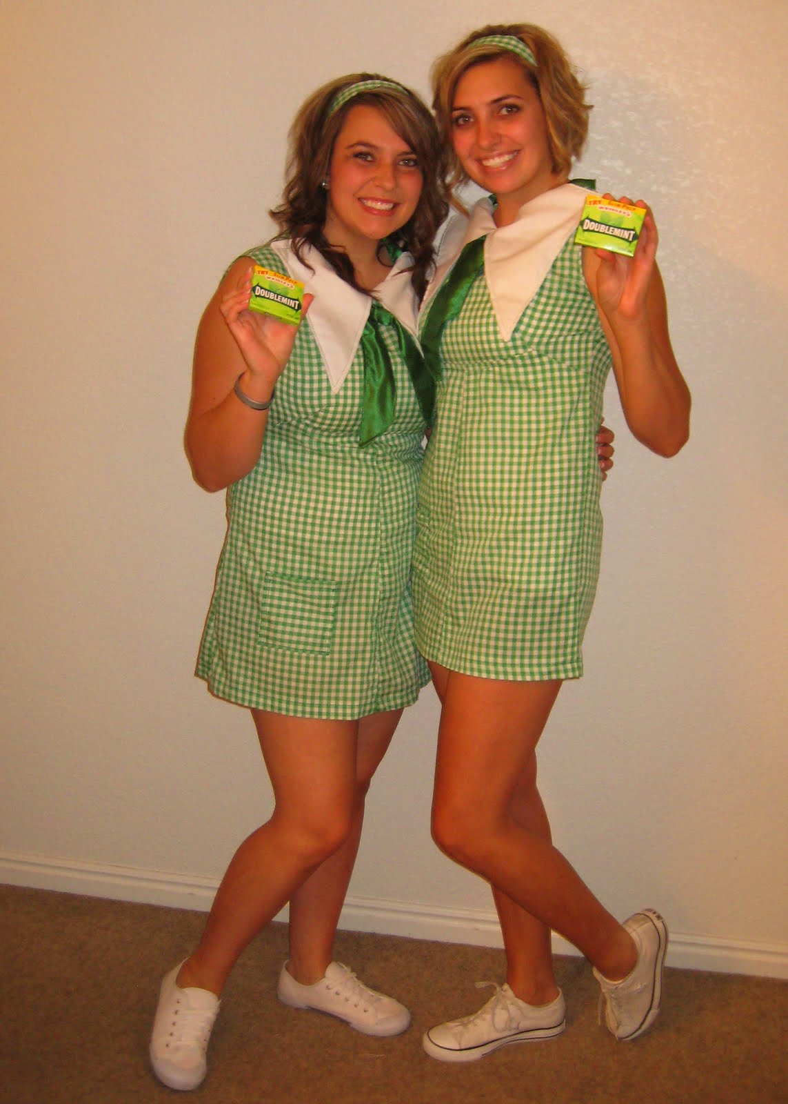 Doublemint Twins Costume Wedding Tips And Inspiration The Baker Family Doublemint Twins Pictures With Cleopatra Photo By Cosmikrob Photobucket