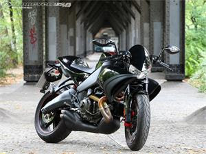 Buell 1125CR 2009 2010 First Ride