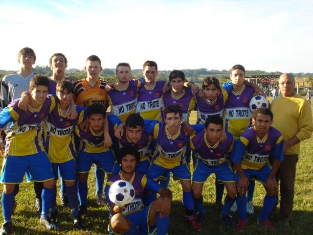 EQUIPE JUVENIL 2008 - EM CANGUÇU PELA COPA SAFERGS