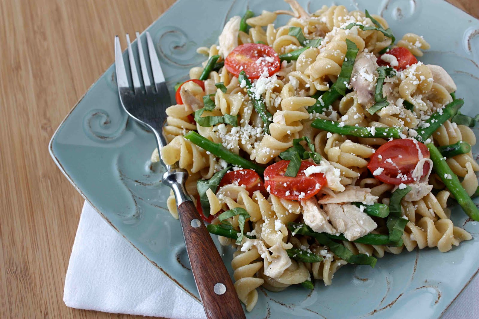 MintBasil Chicken Pasta Salad Recipe with Tomatoes, Asparagus & Feta