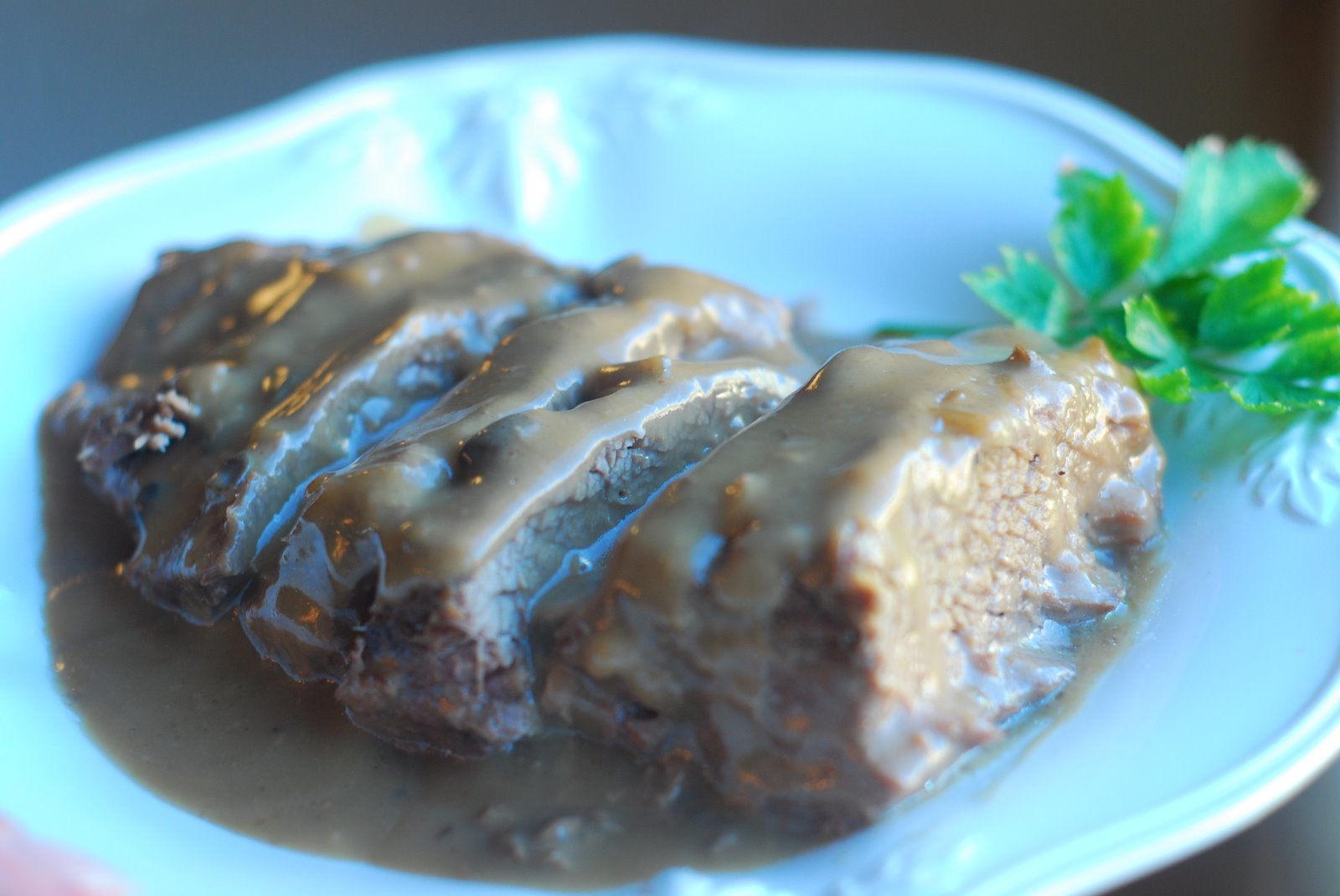 Cooking à la Mode Easy Tri Tip Roast and Gravy