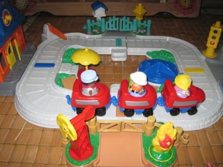 little people train station