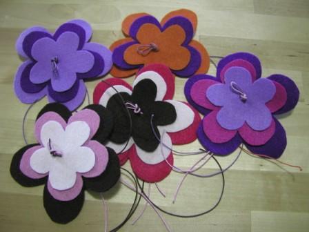 [pregadeira+flores_1.JPG]