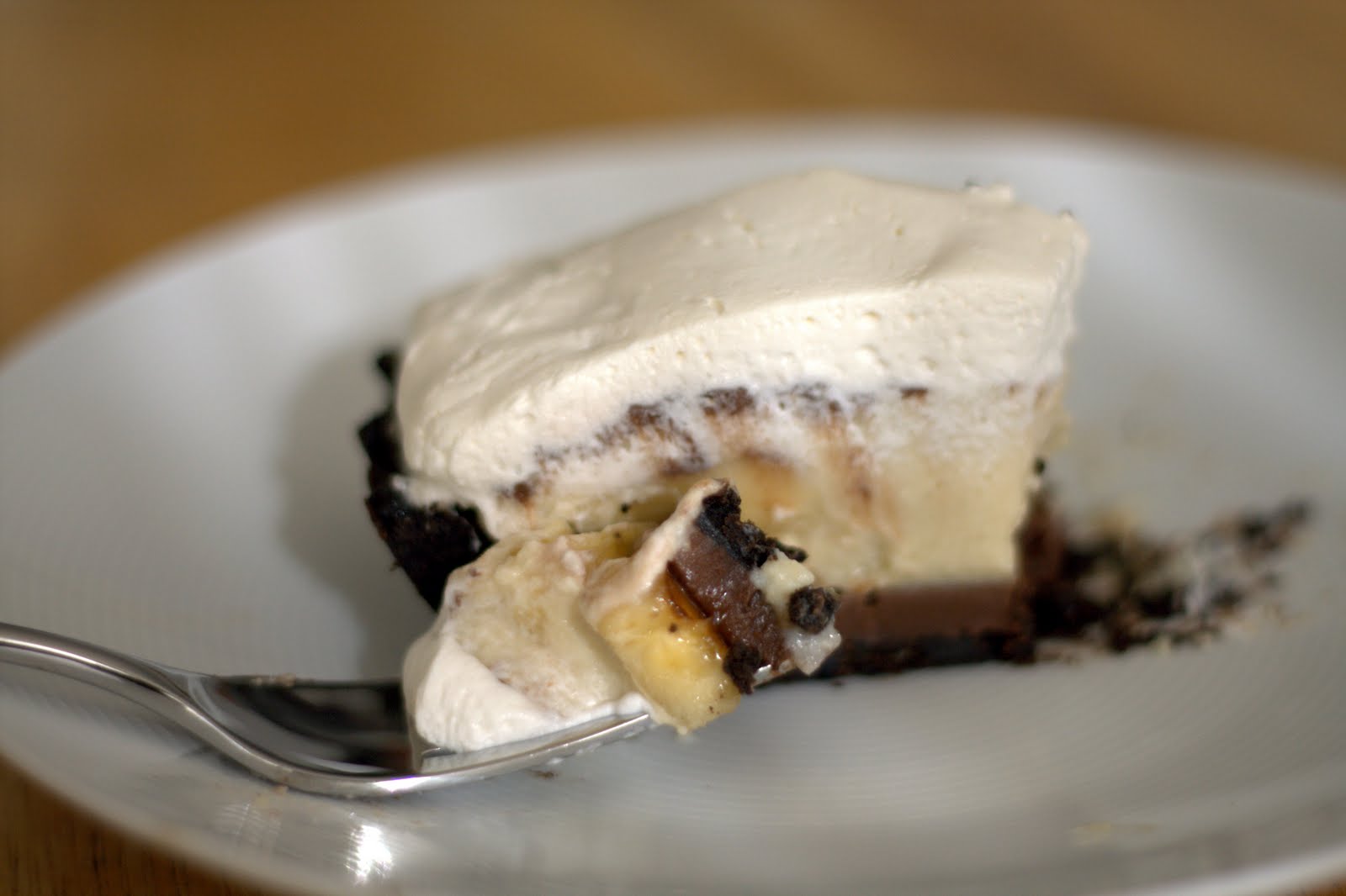 Black Bottom Banana Cream Pie — banana , chocolate , cream pie