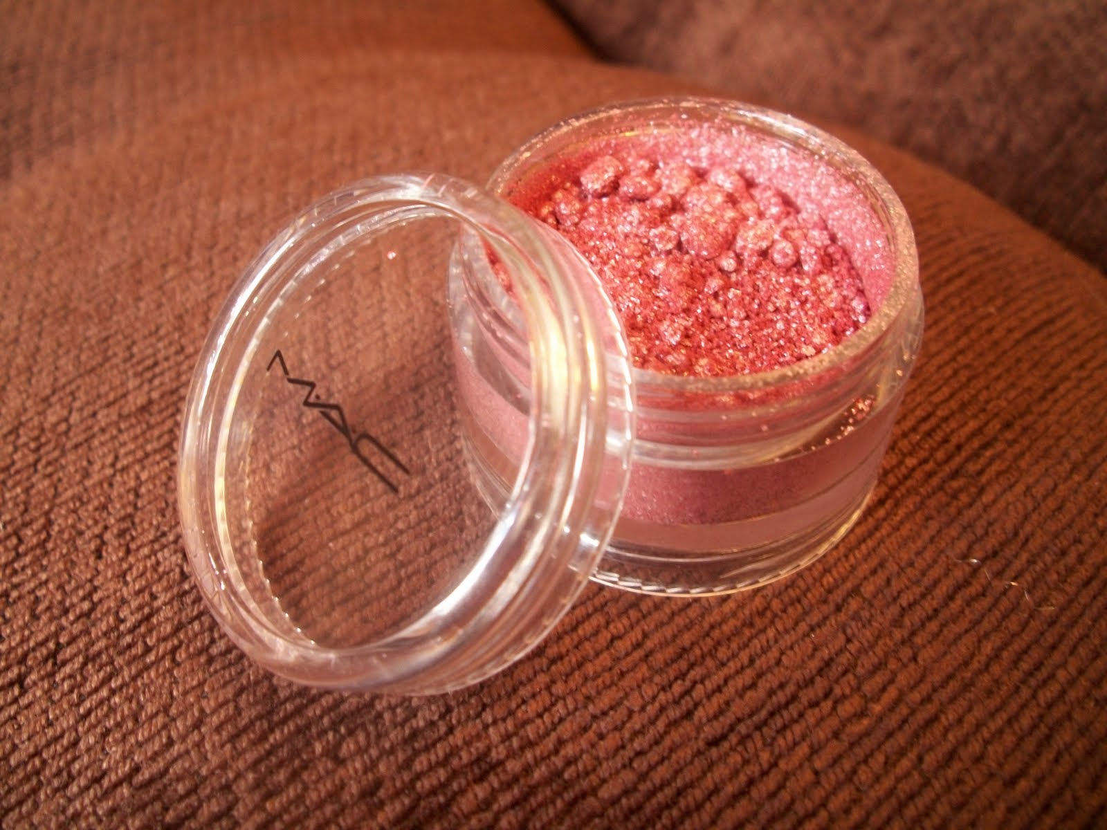 [Crush Metal Pigments by MAC Spring 2010]
