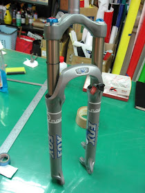 fox suspension service