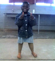 http://2.bp.blogspot.com/_nu26Un627pA/Snkkt_DXFyI/AAAAAAAAAog/reAwvpn3luY/S220/jaipurfoot-zambia1.jpg