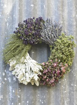 [6-herb-wreath-v2.jpg]