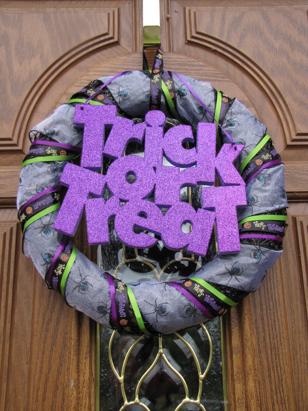 Sustainably Chic Designs Halloween Dollar Tree Spookathon Wreath