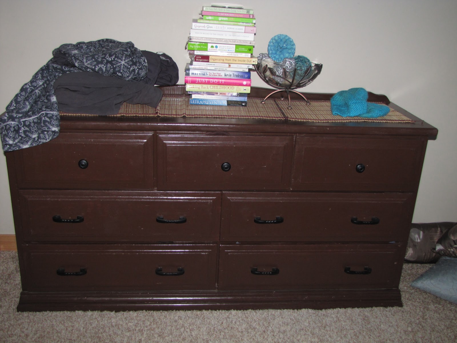 Sustainably Chic Designs ORGANIZATION Dresser Drawers Day 6