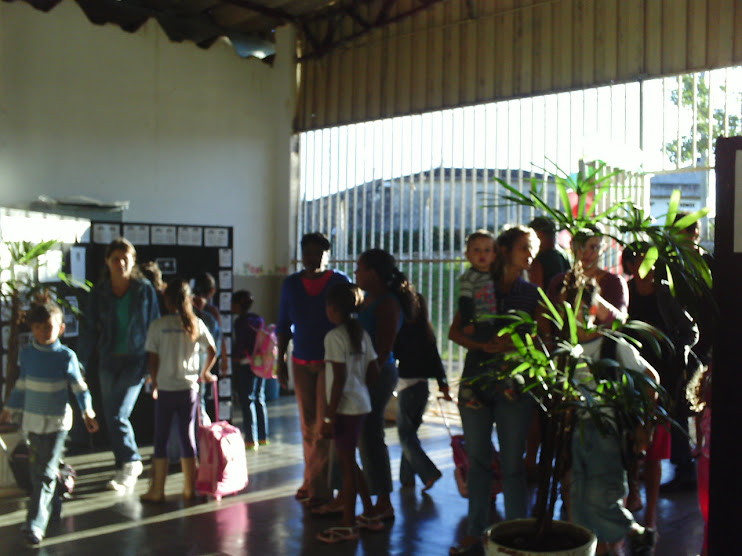 Pais prestigiam o dia da escola participando do projeto "MATEMÁTICA NA ESCOLA X PAIS E ALUNOS"