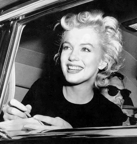 [marilyn-monroe-2.jpg]