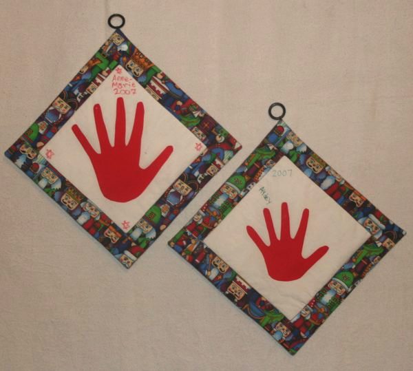 Quilting and Sewing with Kids How to Make Quick and Easy Handprint