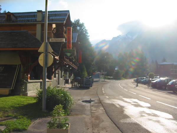 First day.  Sunny start at the Verte Hotel in Chamonix.