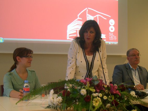 [Bienal+53_Homenagem+a+Urbano+T_.jpg]