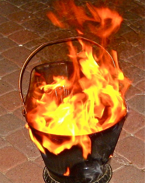 Metalsmiths Unite! (the blog) April 2010