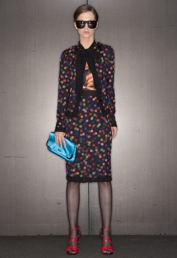 [D&G+Pre-Fall+2010+03.jpg]