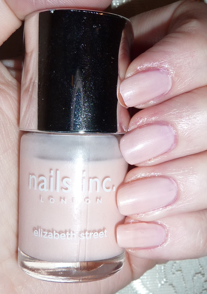 Click and MakeUp Beauty Blog NOTD Nails Inc. Elizabeth Street
