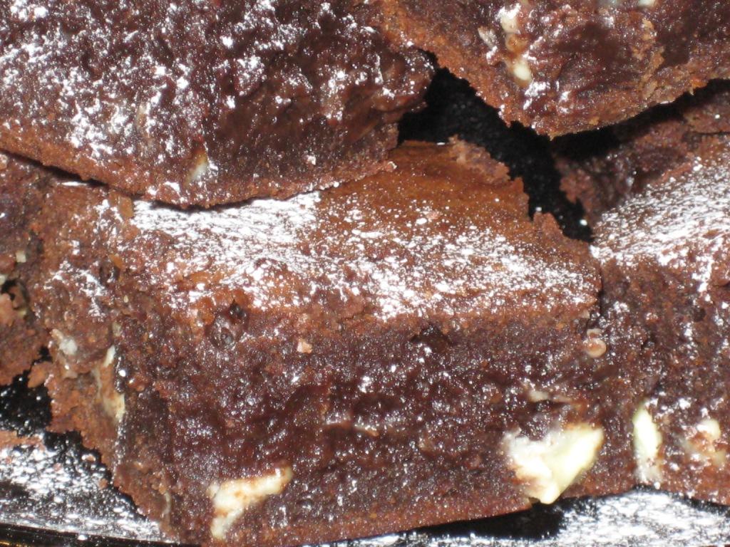 Snow-Flecked%2BBrownies2.JPG