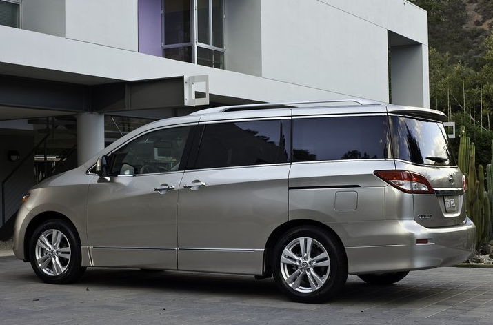 Minivan S In America December 2010 And Year End Gcbc The Chrysler Town Country Was Best Ing Minivan In America 2010 For Month Of December Ceded Its Le To Partner