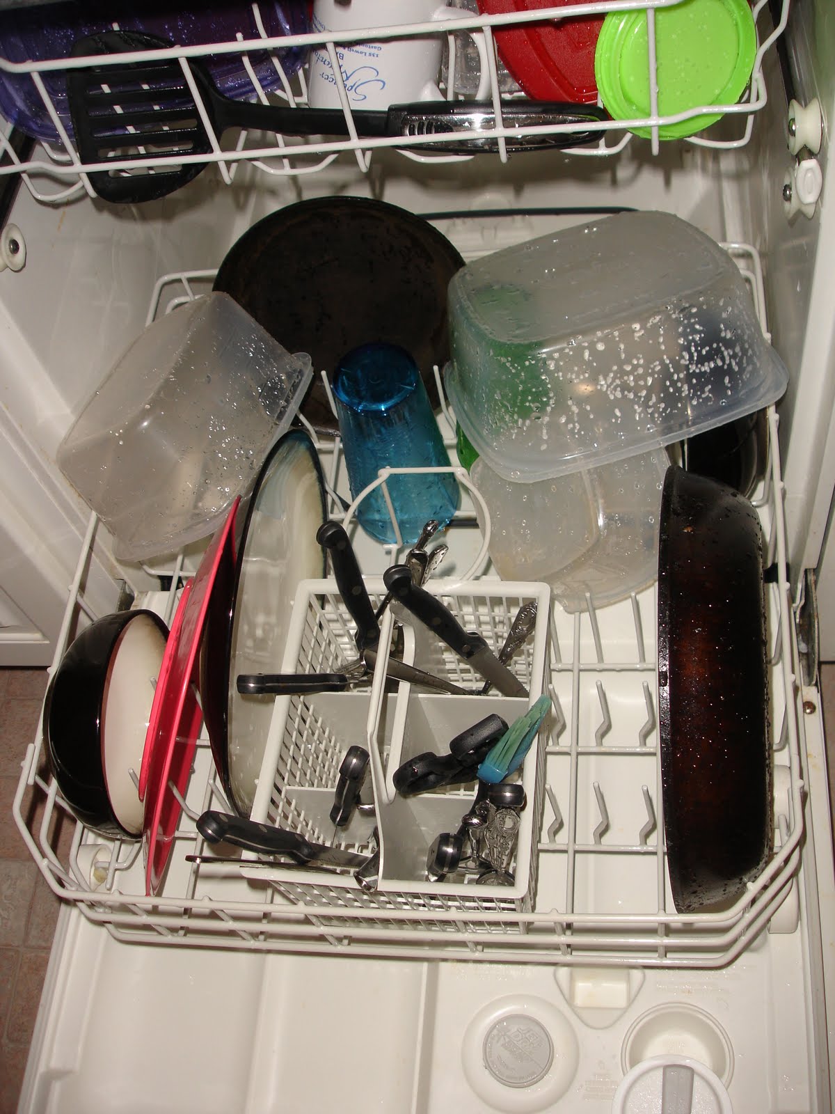 Tight Wad In Training Let your dishes air dry