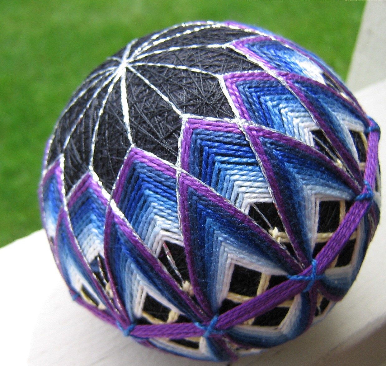 temari ball pictures