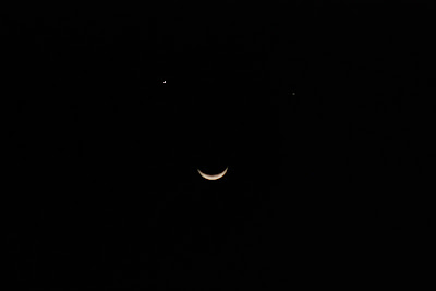 Pictures of Moon, Venus and Jupiter Conjunction
