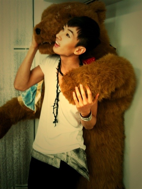 [Picture] Eun Hyuk feels lonely! - Daily K Pop News