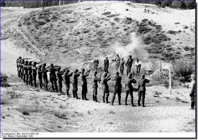 an execution progress Einsatzgruppen Nazi Killing Squads