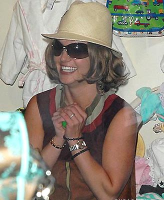 [britneycomperucajpg]