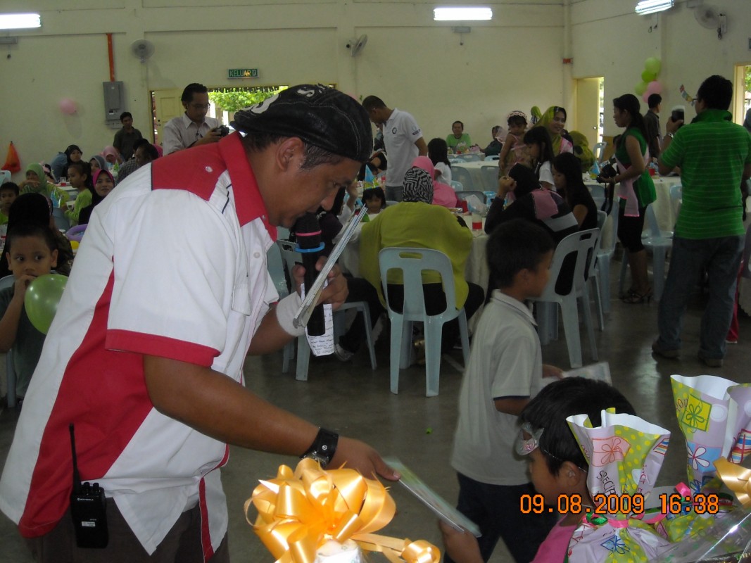 [DSCN0610+[Desktop+Resolution].JPG]