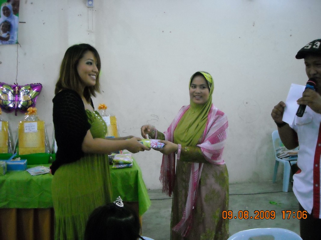 [DSCN0701+[Desktop+Resolution].JPG]