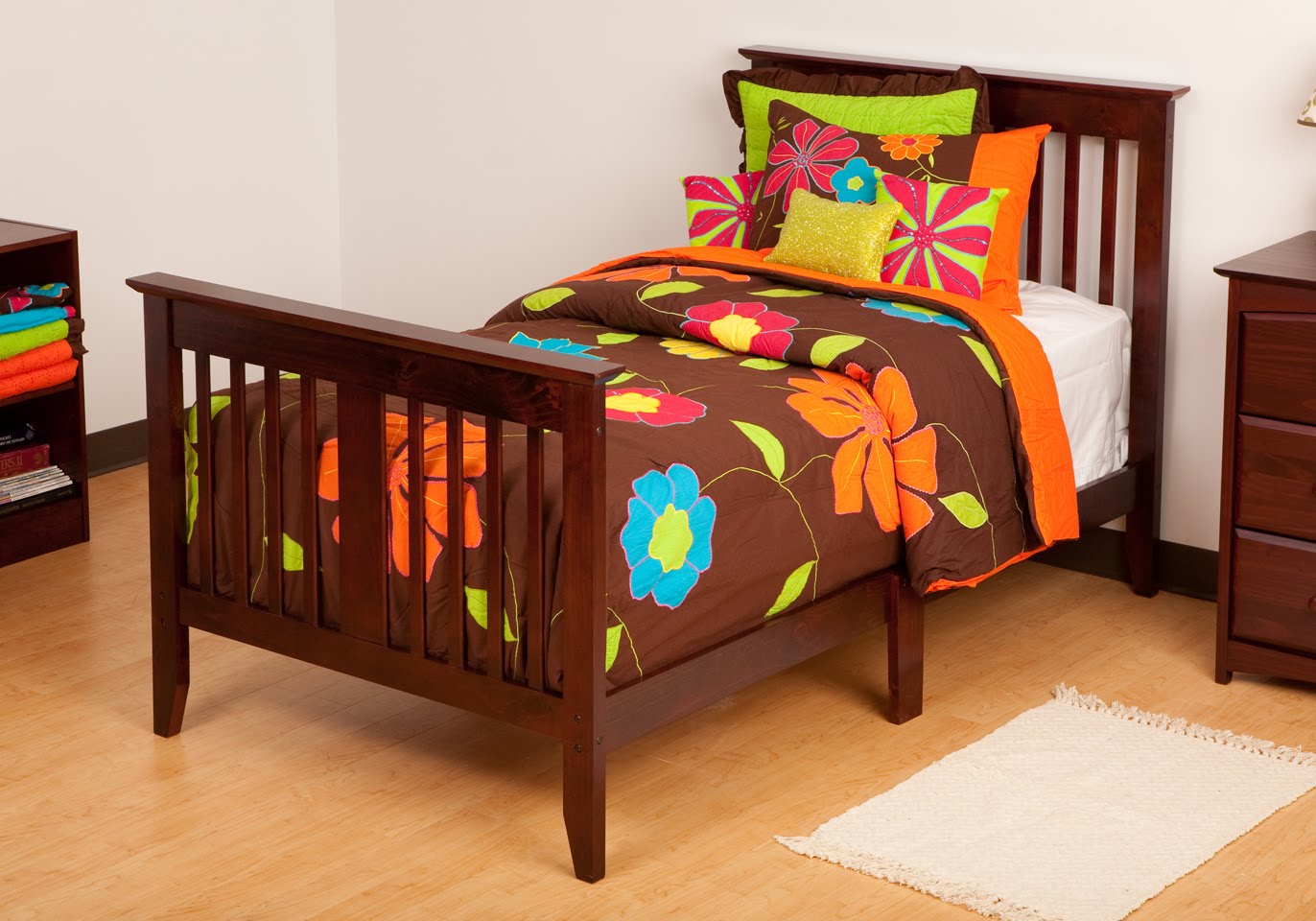 Tuscany And Beatrice Beds Being Rolled Back Storkcraft Official Bed Pictured Above Is The Beatrice Twin In Cherry