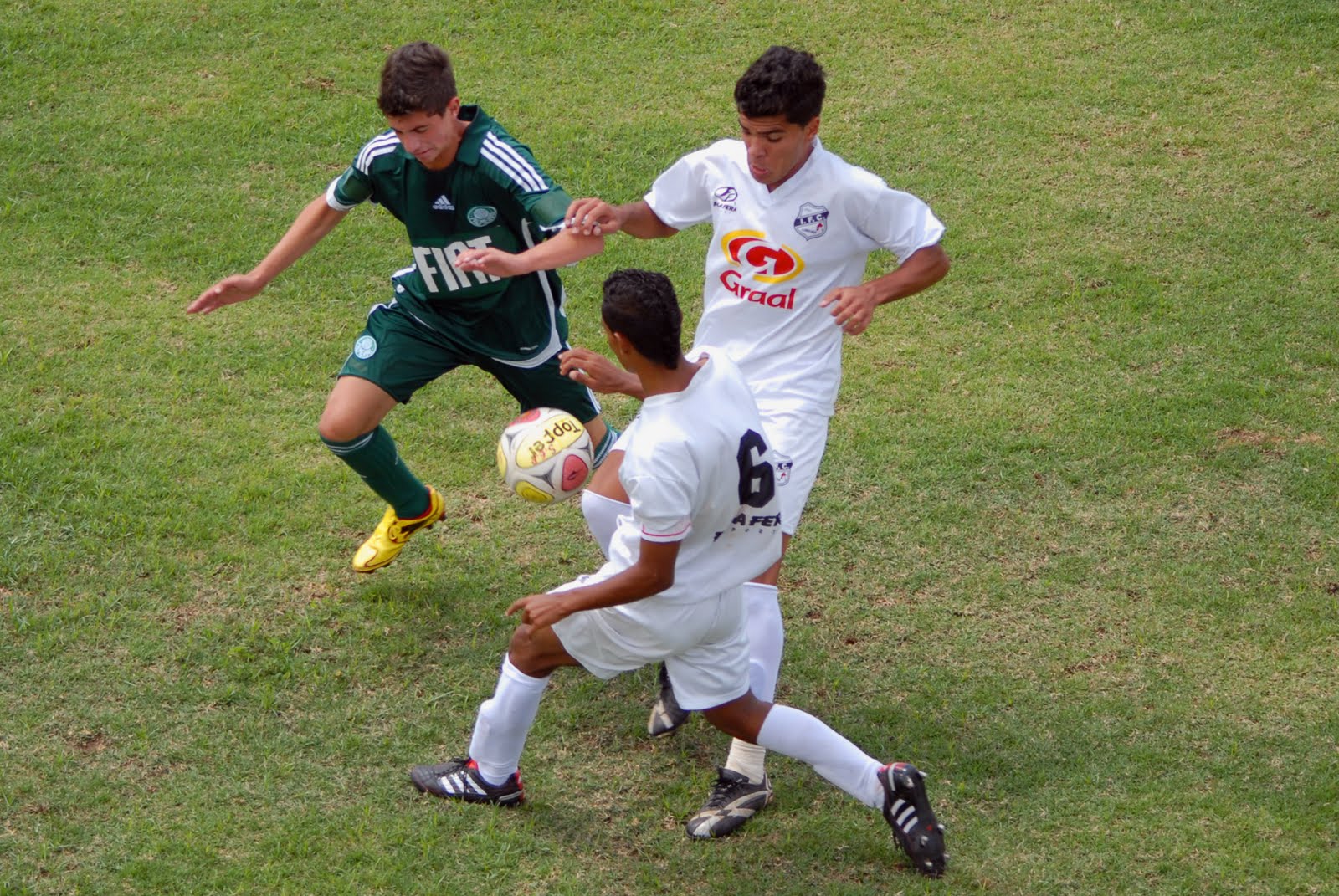 No Pacaembu, Palmeiras e S. Paulo decidem vaga na Copa do Brasil Sub-17