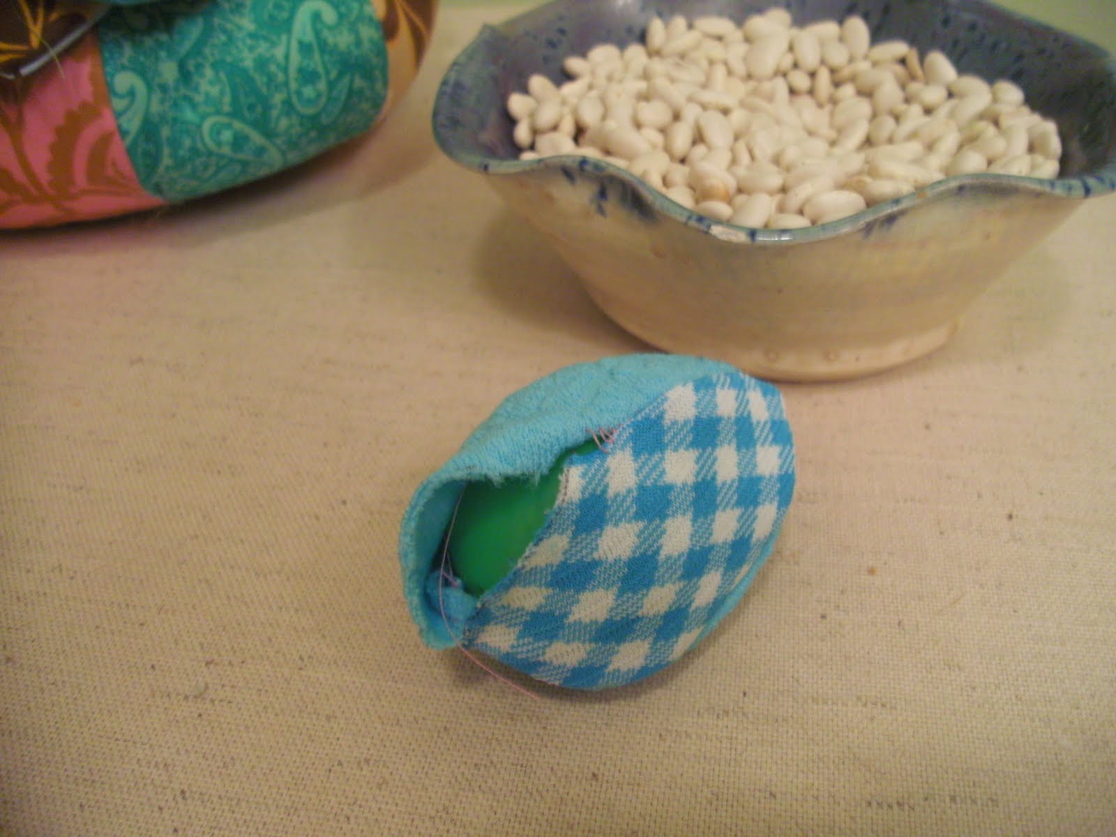 Sew Homegrown FabricCovered Egg Shaker Tutorial