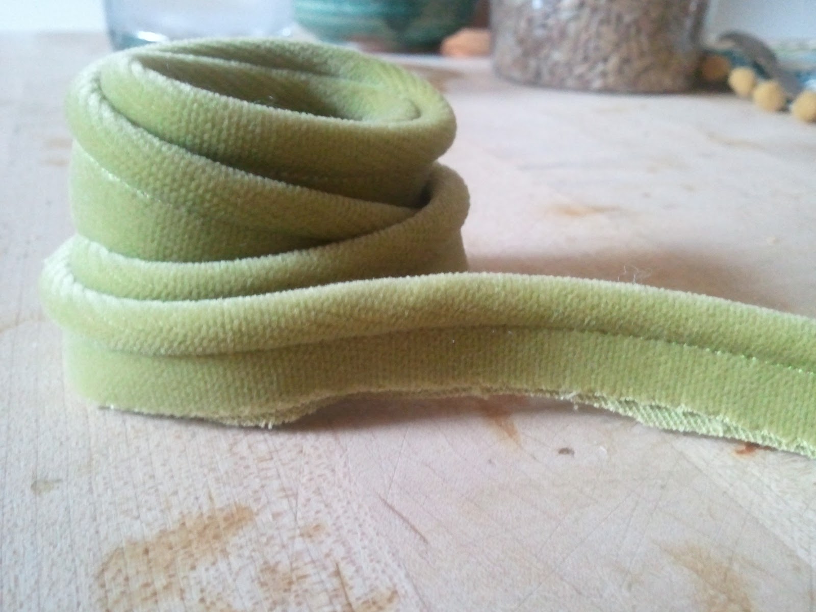 Sew Homegrown DIY Anthropologieinspired Bolster Pillow