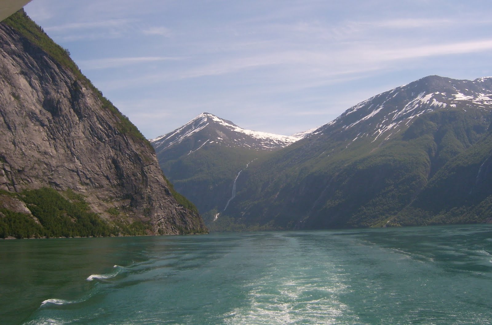 [S4200057.JPG]