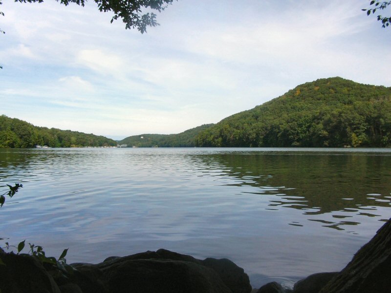 lake lillinonah