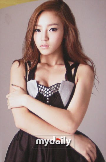 KARA's Goo Hara showed off her mature charms in the album jacket photoshoot ... KARA's Goo Hara showed off her mature charms in the album jacket photoshoot ...
