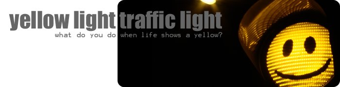yellow light traffic light